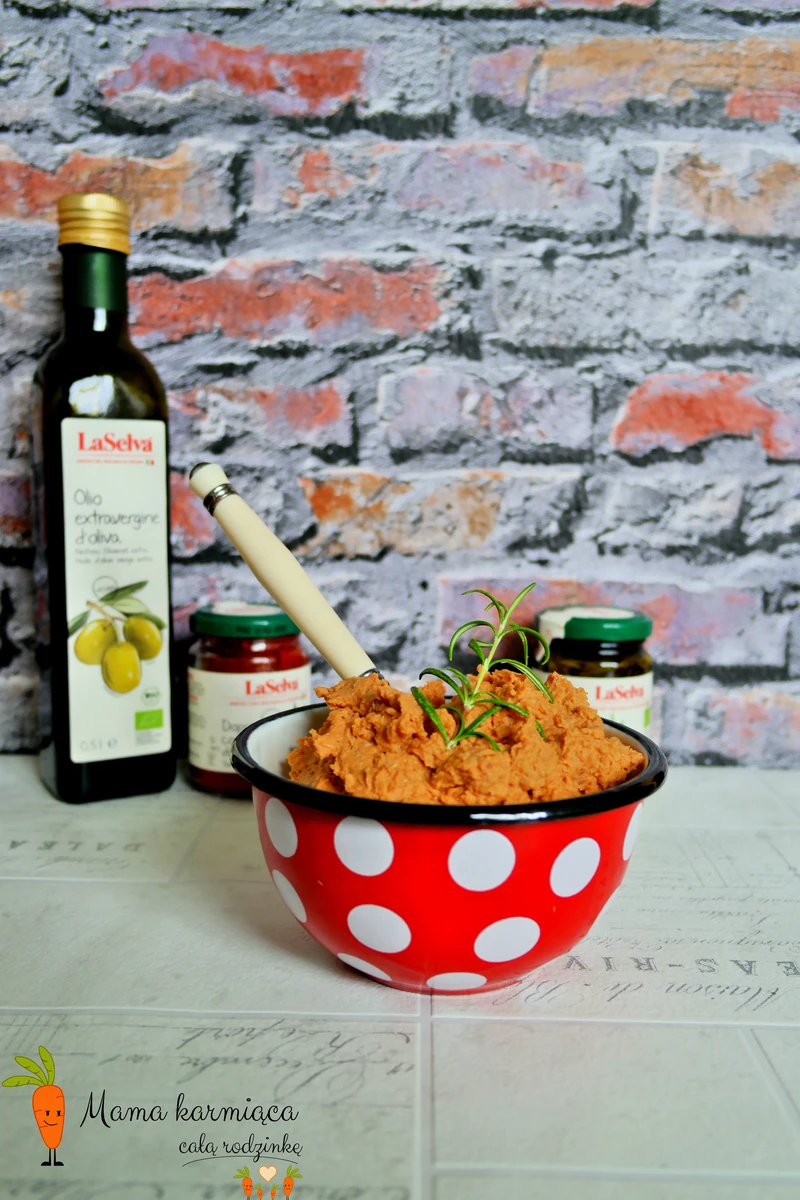 Kanapkowa pasta z bobu