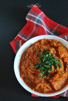 Pasta z pieczonej papryki i cukinii
