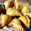 Kruche pierożki z jaglaną i pieczarkami