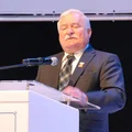 Lech Wałęsa po operacji! Były prezydent wyszedł ze szpitala!