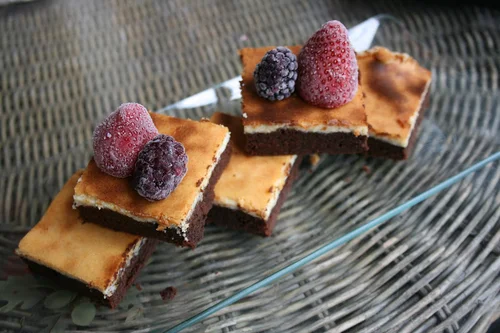 Brownie z masą serową