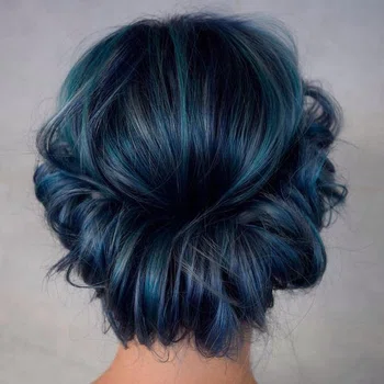 Niebieskie włosy