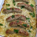 Biała kiełbasa pieczona w sosie chrzanowym