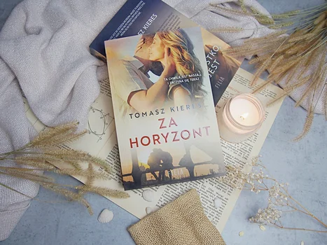 Za horyzont Tomasz Kieres - recenzja