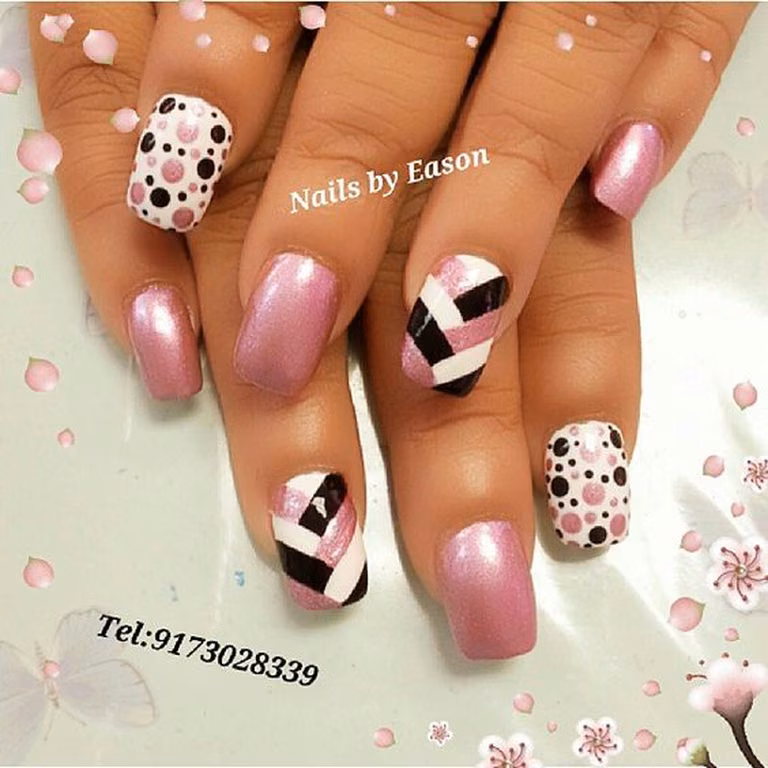 Ciekawy manicure