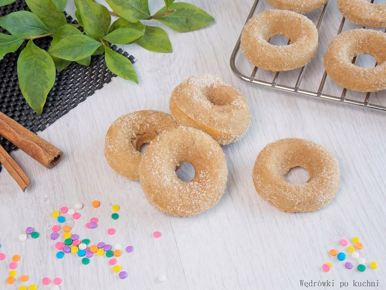 Doughnuts’y cynamonowe pieczone