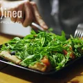 pizza na spodzie z mąki pełnoziarnistej