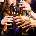 Dlaczego nie warto łączyć alkoholu ze słodyczami?
