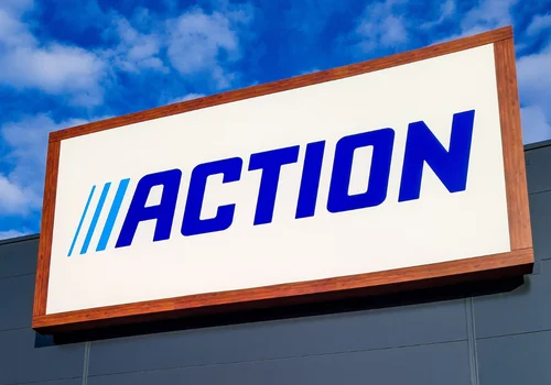W Action osoby poniżej 18. roku życia już tego nie kupią! Komunikaty na półkach z produktami sieci zadziwiły klientów