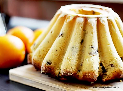 Babka drożdżowa z bakaliami