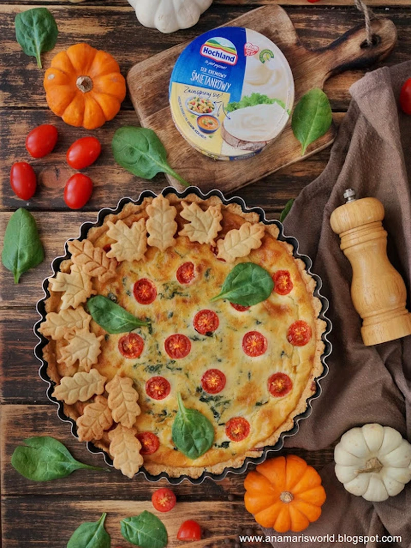 Tarta z dynią, serkiem kremowym, szpinakiem, łososiem