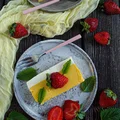 Jogurtowy sernik na zimno z mango