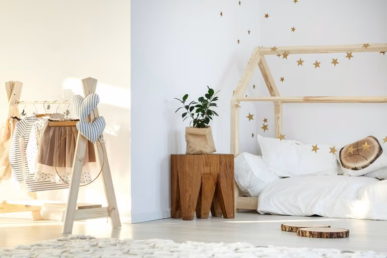 Pokój urządzony w stylu Montessori