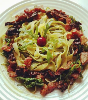 Pappardelle z boczkiem i grzybami