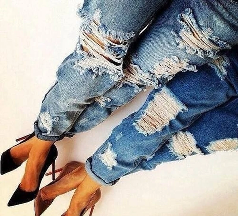 Podarte jeansy, hit sezonu!