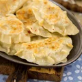 Pierogi z kapustą i pieczarkami