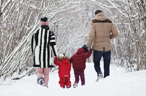 Można zaoszczędzić nawet 4 tysiące złotych! Zaznacz TE pola w PIT i skorzystaj z ulgi na dziecko 2026