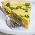 Quiche z dynią, kozim serem i grzybami