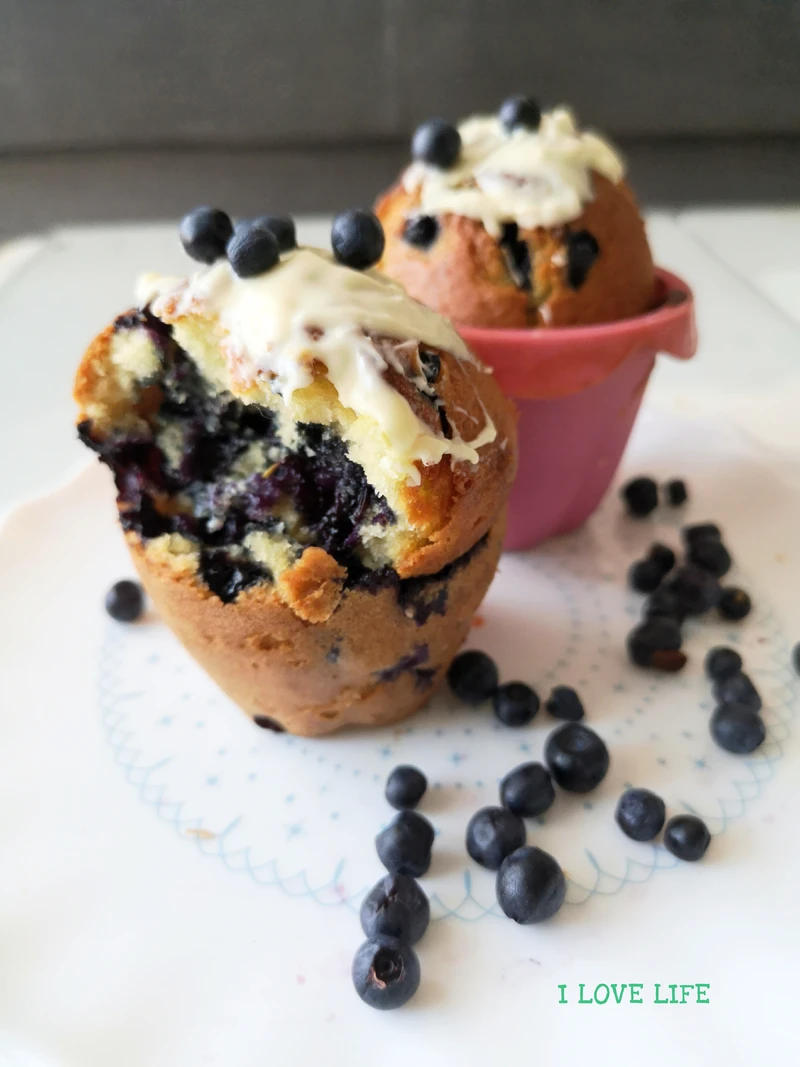 Muffinki z jagodami