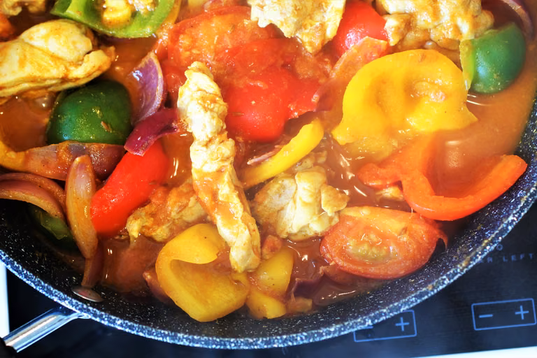 Chicken jalfrezi curry