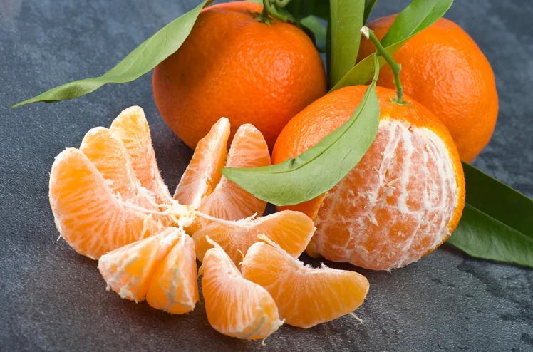 Zdjęcie Sezon na cytrusy: Uważaj na skórki z mandarynek! #1