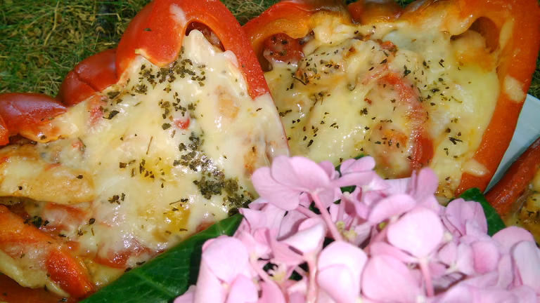 Papryka faszerowana kurczakiem i mozzarellą