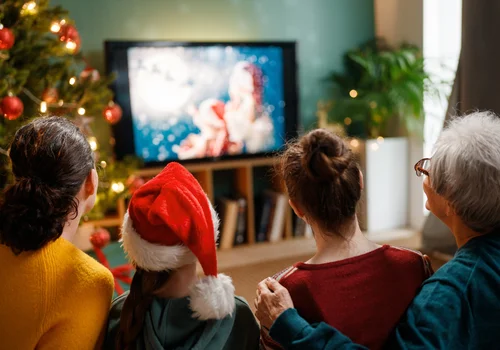 Najlepsze filmy i programy do obejrzenia 26 grudnia z rodziną (i bez!) – przegląd wieczoru TV