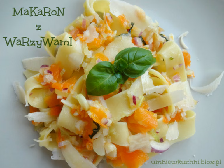 Makaron z warzywami