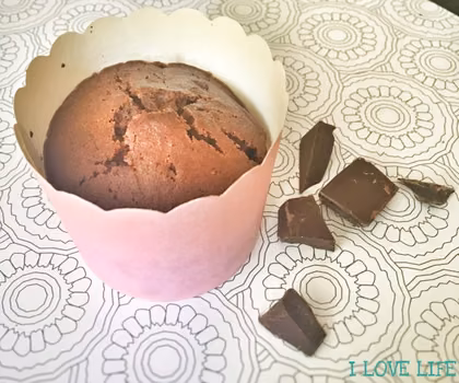 Muffiny czekoladowe z kawałkami czekolady