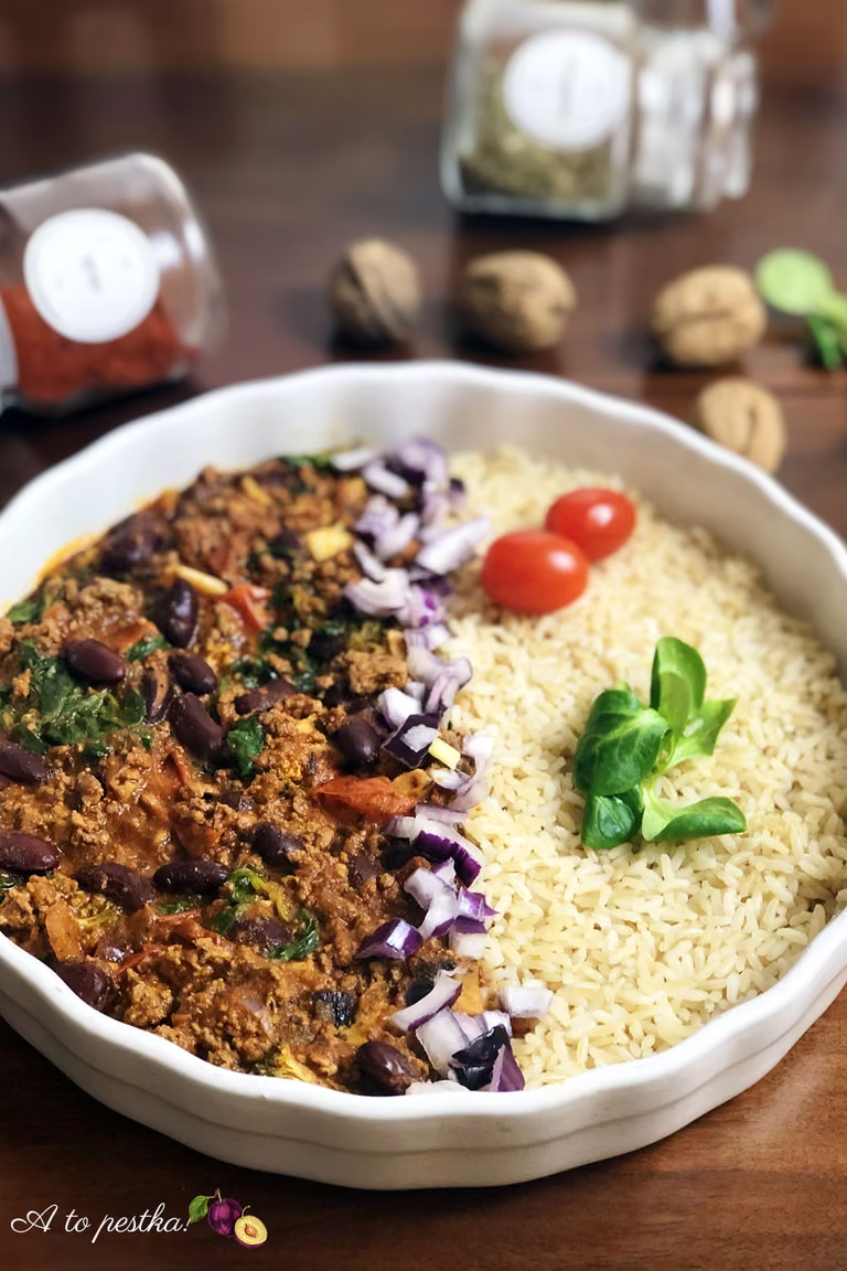 Chili con carne – prosty i szybki przepis na rodzinny obiad