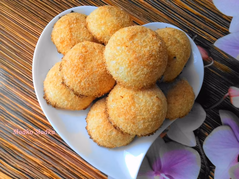 Kokosanki.