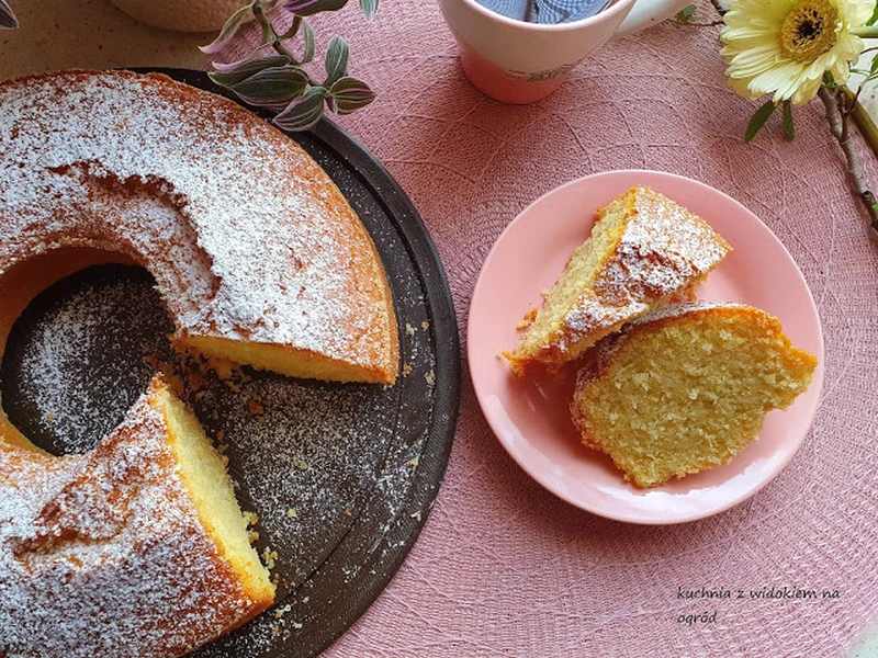 Babka kokosowa