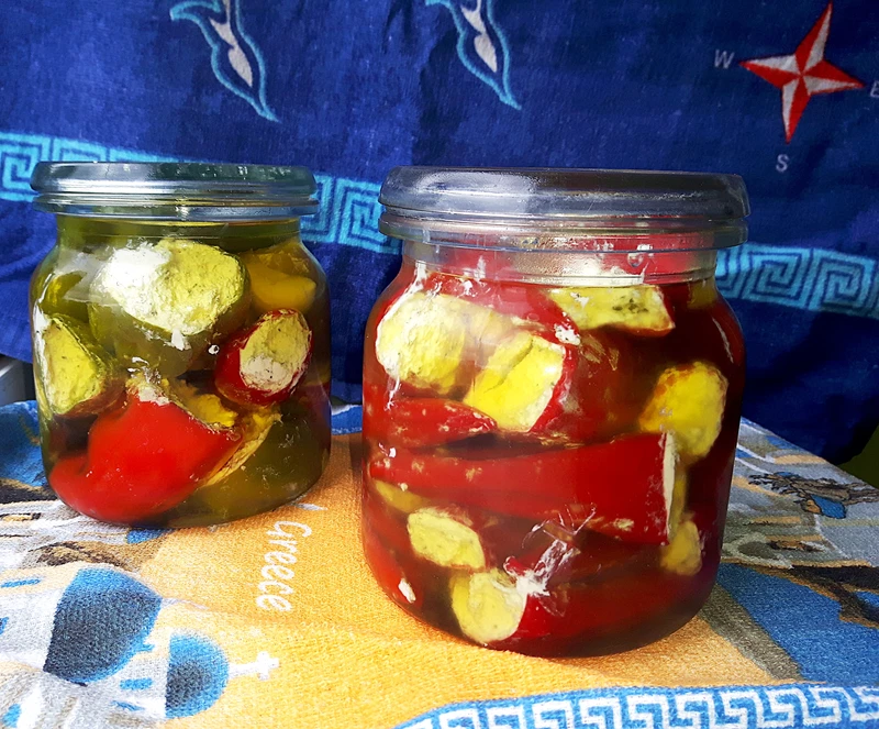 Papryczki faszerowane serem feta czyli antipasti