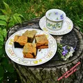 Marmurek izerski z marchewką i pokrzywami