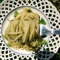ŚRODA: SPAGHETTI Z BAZYLIOWO-MIĘTOWYM PESTO