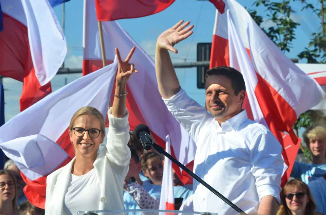 Dlaczego Trzaskowski przegrał wybory? Polacy wskazali konkretne powody!