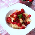 PIEROGI LENIWE Z PRAŻONYMI CZEREŚNIAMI