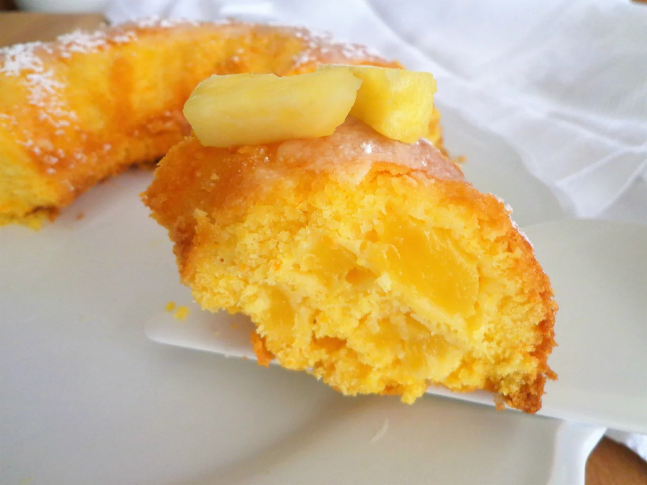 Ciasto pomarańczowo-ananasowe