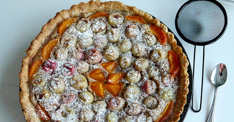 Tarta migdałowa z agrestem ( frangipane)