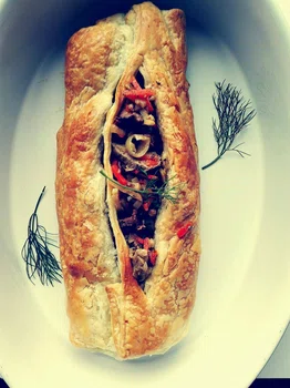 Kebab z polędwicy w cieście francuskim