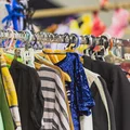 Dzień Lumpeksu: Święto Drugiej Ręki i Zrównoważonej Mody