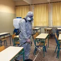 Kolejne szkoły zamykane z powodu koronawirusa! Z dnia na dzień rośnie ich liczba