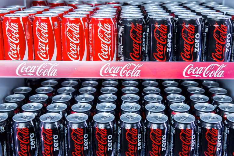 Czy faktycznie w Cola Coli Zero jest mniej cukru? Poznaj wyniki eksperymentu!