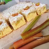 Proste ciasto z rabarbarem i kruszonką