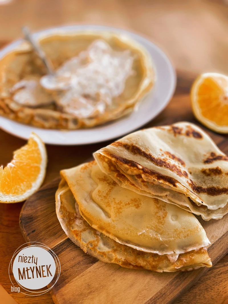Pomarańczowe naleśniki z serem ricotta
