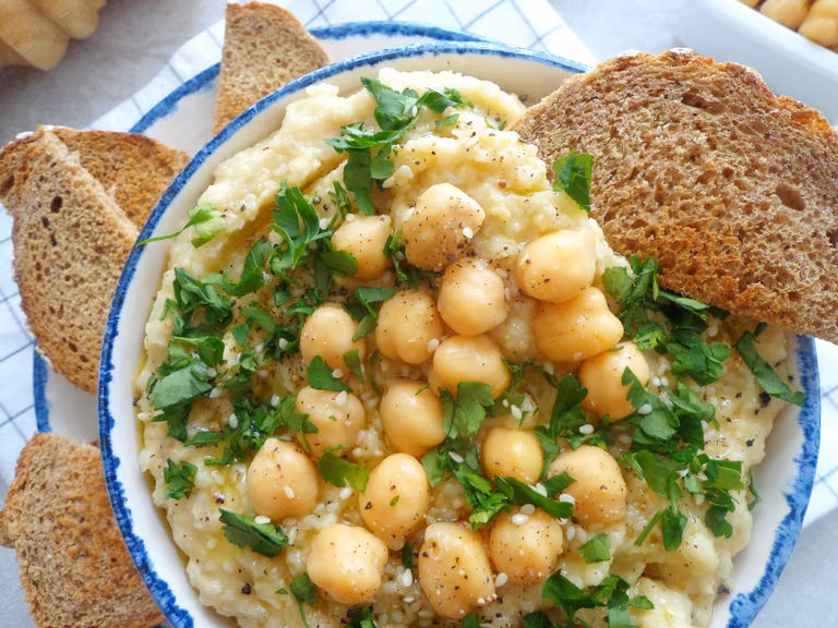 Hummus z topinamburem
