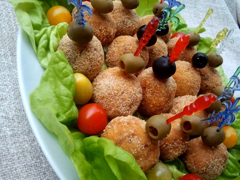 Kulki mięsne z mozzarella