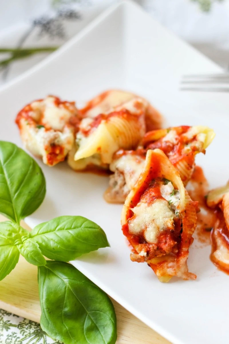 Faszerowane muszle makaronowe – mięso i ricotta