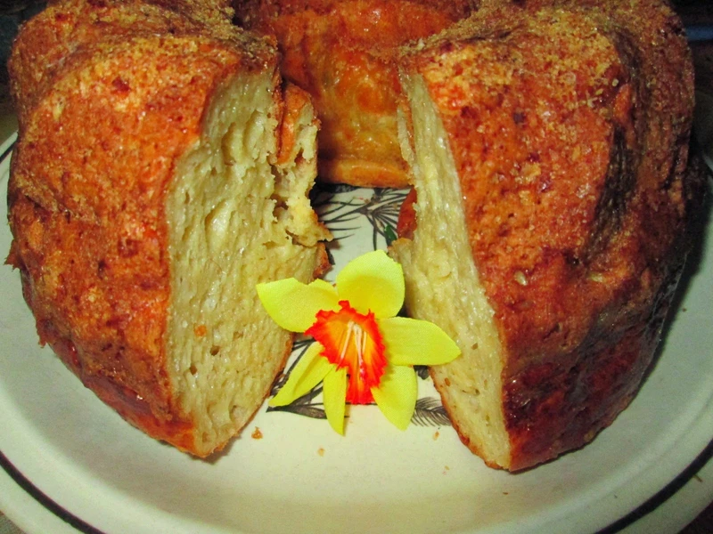 Babka Wielkanocna z zsiadłego mleka bez cukru