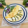 Omlet francuski ze szparagami i kozim serem